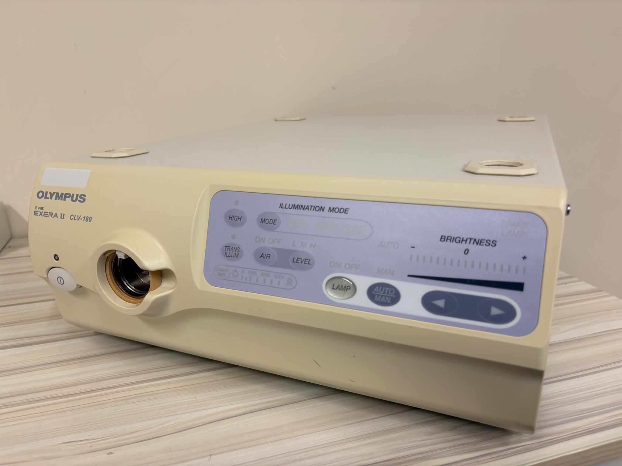 Olympus EVIS EXERA II CLV-180 Xenon Endoscopy Light Source